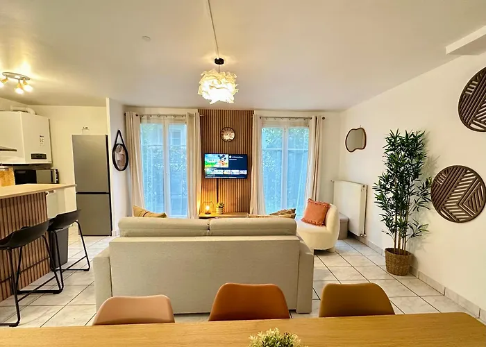 Maison Le A, A 2 Pas De Disneyland 펜션 세리스